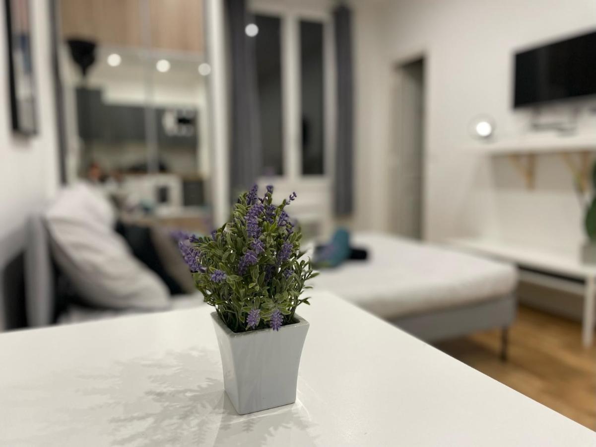 Nice Renting - Cambrai02 - Studio Beach Sea View - Ac - Promenade Des Anglais Dış mekan fotoğraf